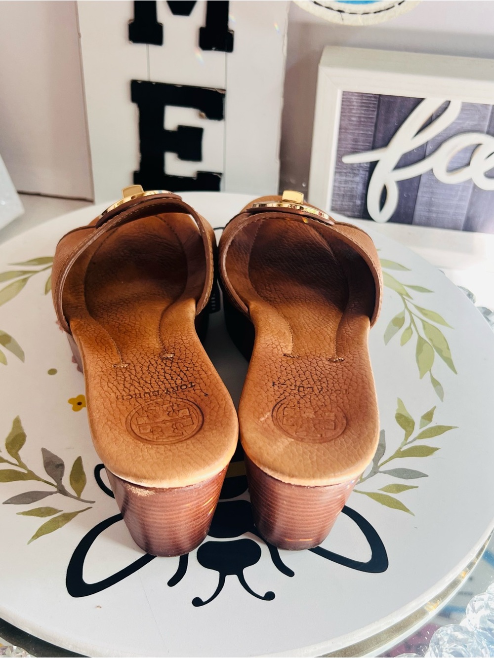 Tory Burch Cognac Leather Slide Mules with Gold Logo size 8M - Picture 10 of 13